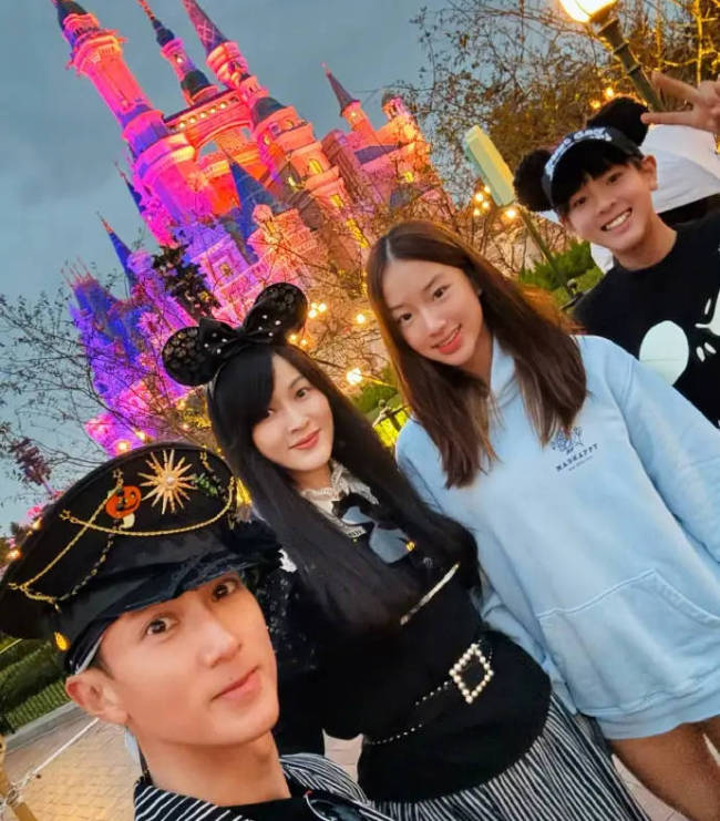 吴敬称不惦记男儿道恋爱：有男友会请来家吃饭了解